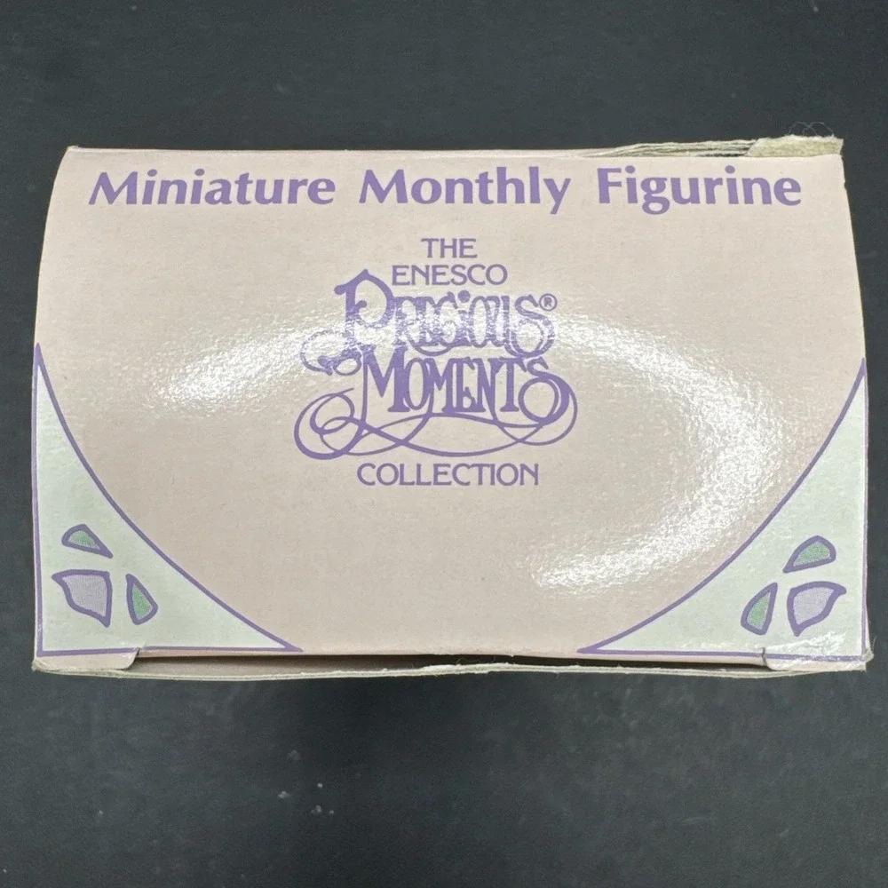Precious Moments March Miniature Monthly Figurine‎ Girl & Kite with Box, New